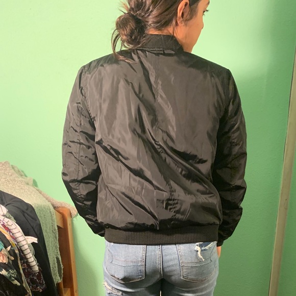 Black bomber jacket - Picture 2 of 2